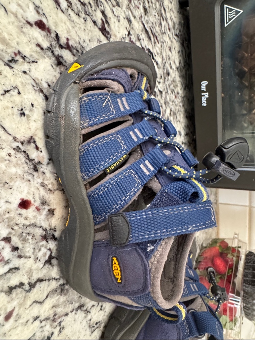 Keen Kids Navy and Yellow Closed-Toe Outdoor Sandals